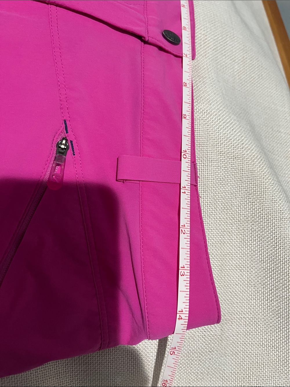 Salomon Women’s Hot Pink Technical Shorts size 6 US - Picture 8 of 9